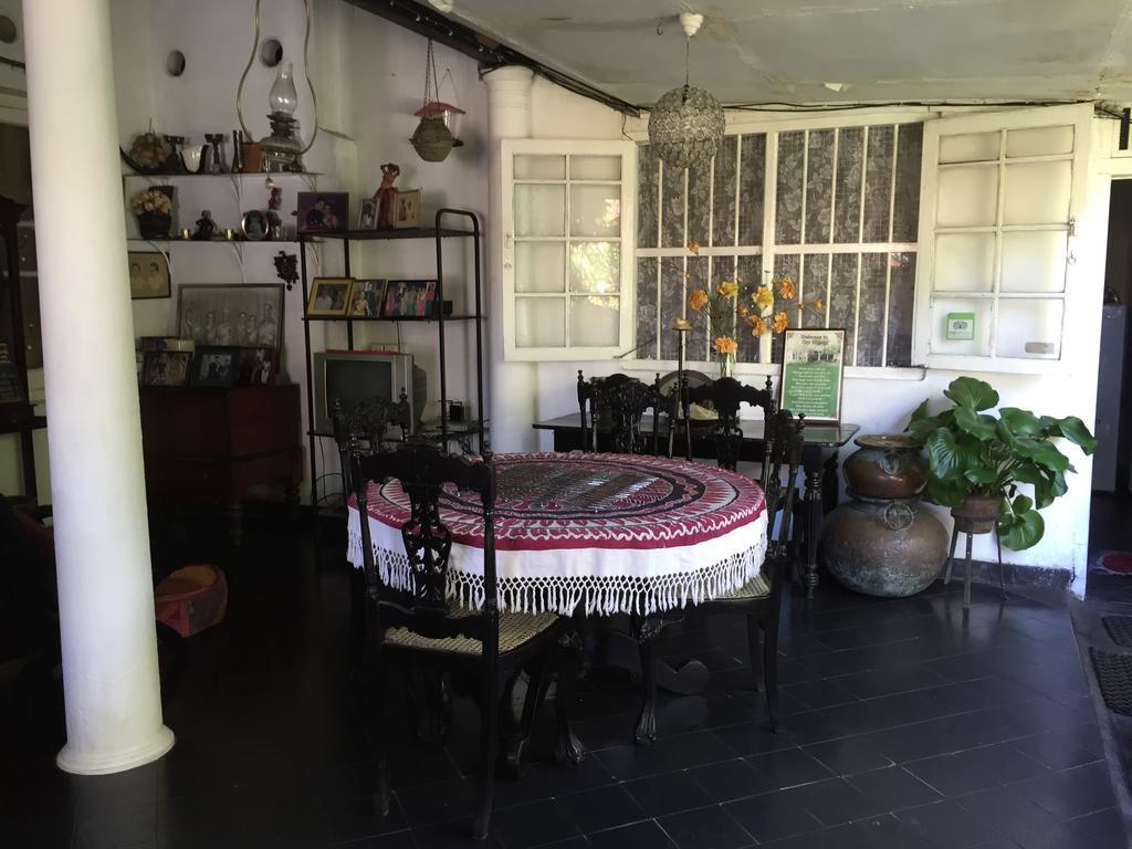 Lake Bungalow Otel Kandy Dış mekan fotoğraf