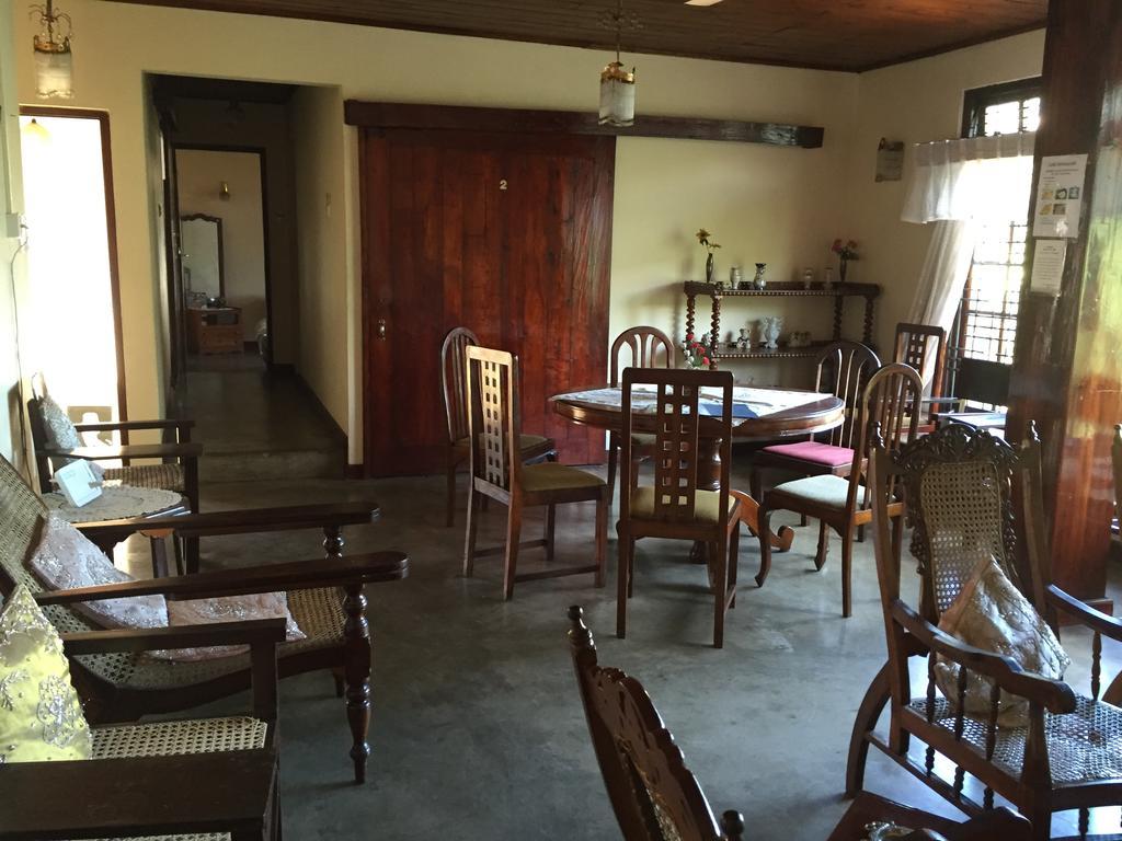 Lake Bungalow Otel Kandy Dış mekan fotoğraf