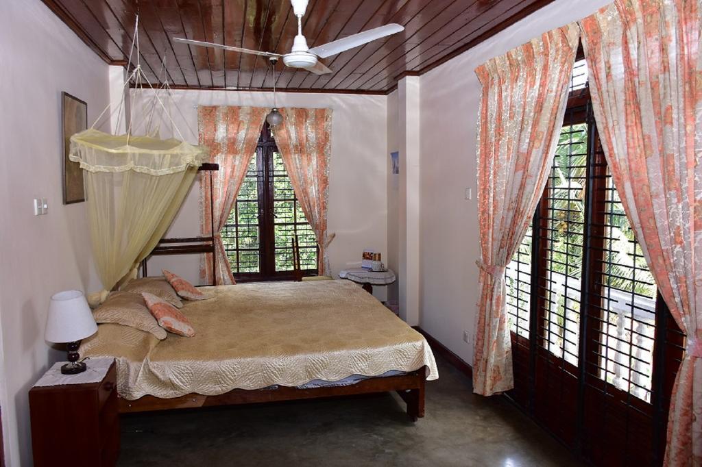 Lake Bungalow Otel Kandy Dış mekan fotoğraf